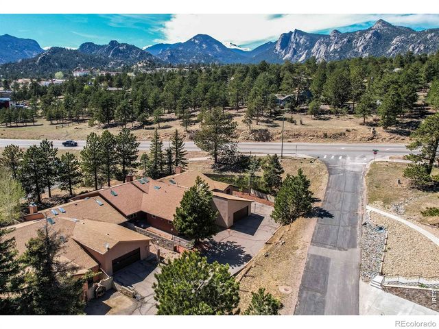836 Vista Lane, Estes Park, CO 80517