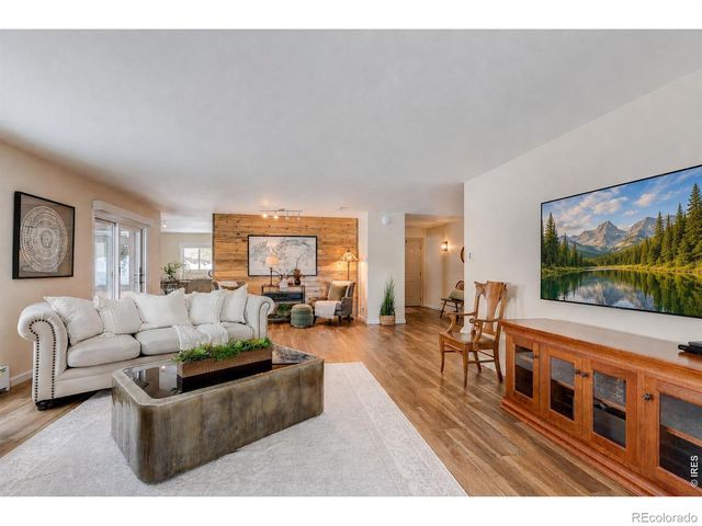 836 Vista Lane, Estes Park, CO 80517