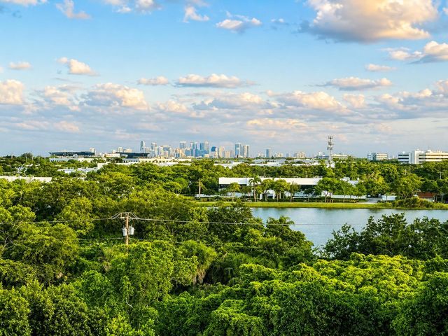 3300 N Palm Aire Drive 701, Pompano Beach, FL 33069