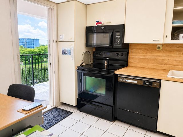 3300 N Palm Aire Drive 701, Pompano Beach, FL 33069