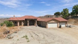 17010 Ridge Canyon, Riverside, CA 92506
