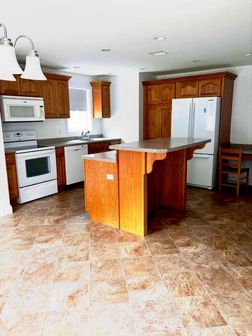 29 Winston Ave 2, Wilmington, MA 01887