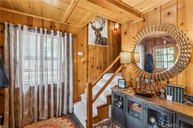 24214 Zurich, Crestline, CA 92325