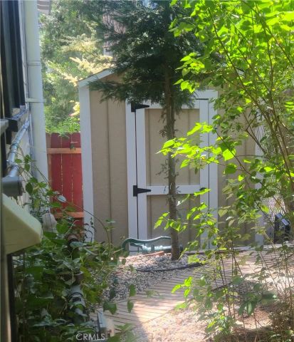 24214 Zurich, Crestline, CA 92325