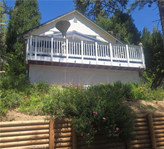24214 Zurich, Crestline, CA 92325