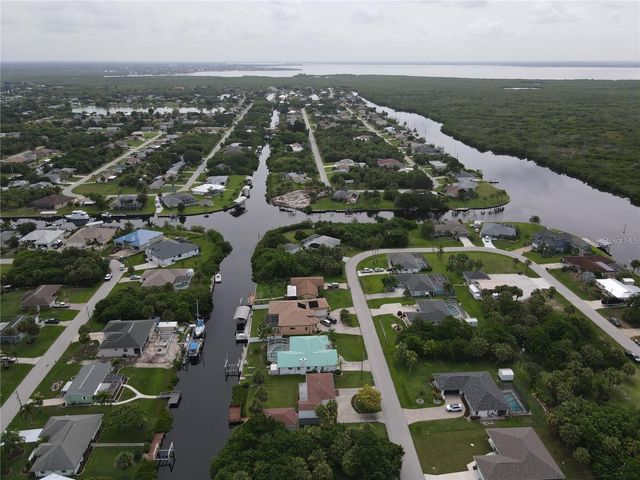 18694 ARAPAHOE CIRCLE, Port Charlotte, FL 33948