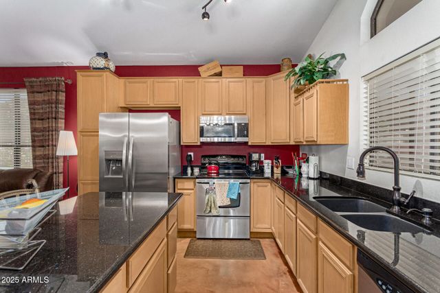 16802 S 3RD Place, Phoenix, AZ 85048