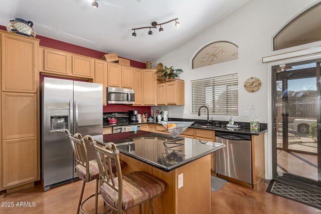 16802 S 3RD Place, Phoenix, AZ 85048