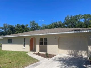 220 AVALON ROAD, Venice, FL 34293