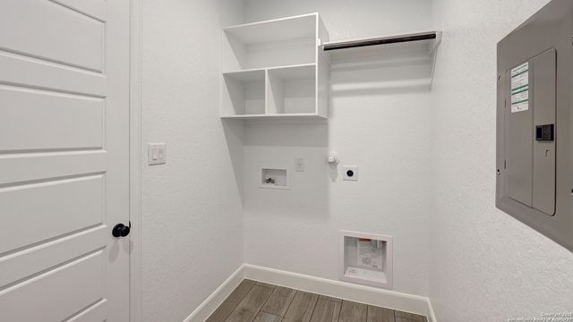 213 Hidalgo, Boerne, TX 78006