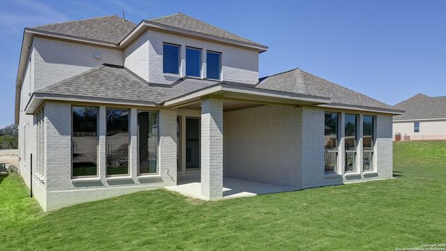 213 Hidalgo, Boerne, TX 78006