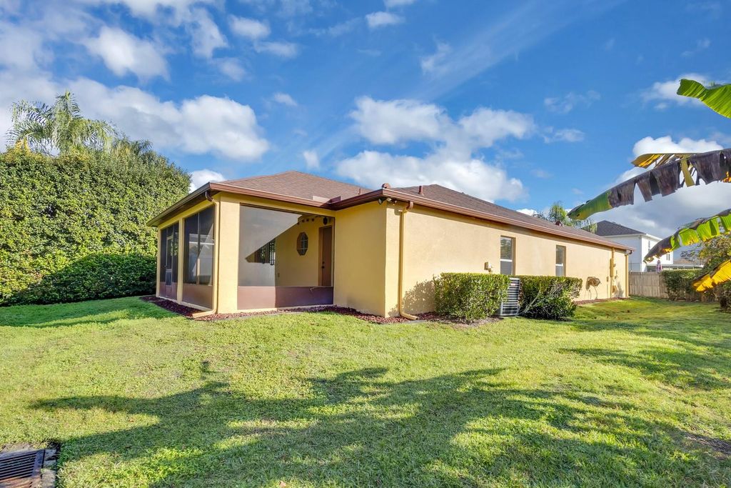 Image 17 of property listing at 149 SPANISH BAY DRIVE, Sanford, FL 32771