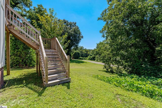 7 Railroad Street, Greenville, SC 29607