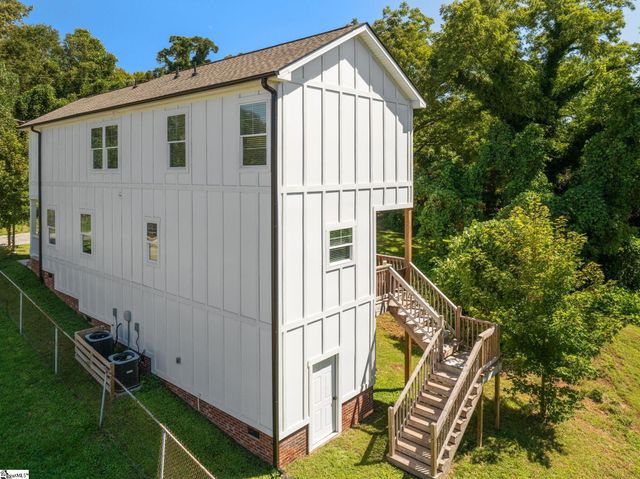 7 Railroad Street, Greenville, SC 29607