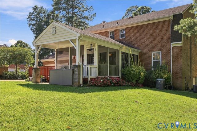 8307 Wallingford Ln, Henrico, VA 23227