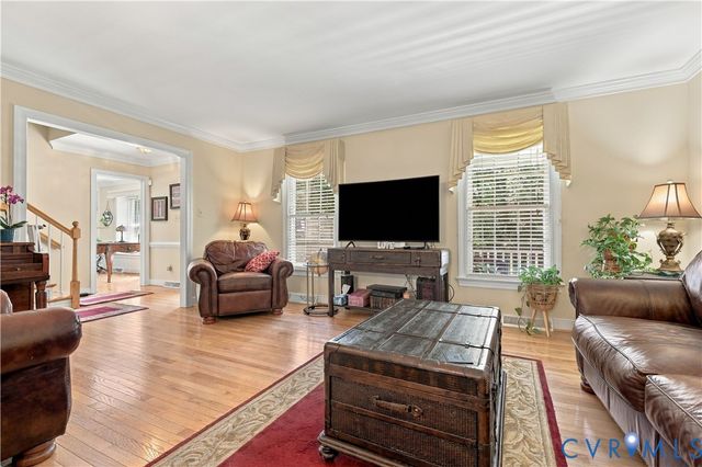 8307 Wallingford Ln, Henrico, VA 23227