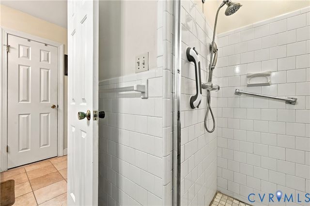 8307 Wallingford Ln, Henrico, VA 23227
