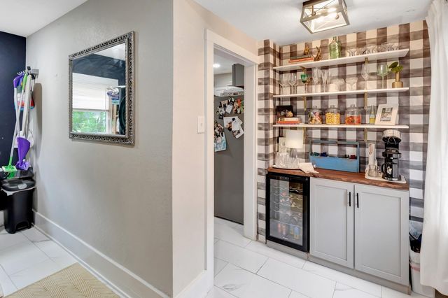 101 N Cameron Street, Victoria, TX 77901