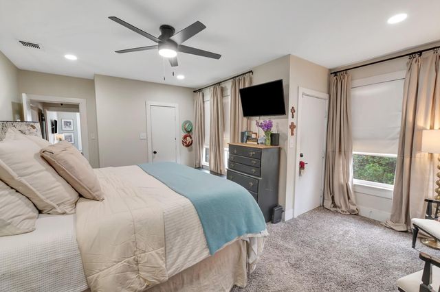 101 N Cameron Street, Victoria, TX 77901