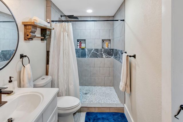 101 N Cameron Street, Victoria, TX 77901