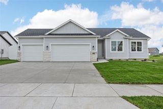 7006 Colpepper Drive SW, Cedar Rapids, IA 52404