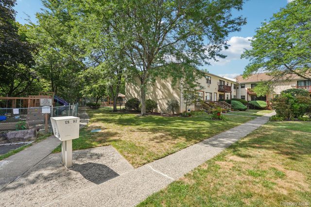 148 Sneden Place W 148, Spring Valley, NY 10977