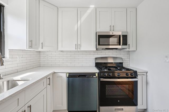 148 Sneden Place W 148, Spring Valley, NY 10977