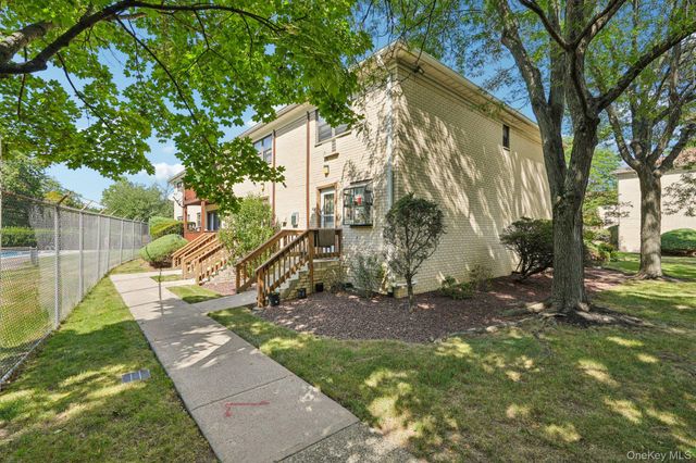 148 Sneden Place W 148, Spring Valley, NY 10977
