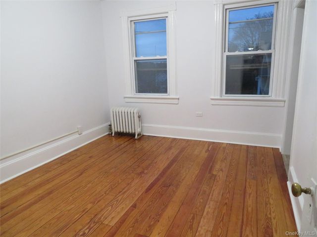 3 S Magnolia Street, Pearl River, NY 10965