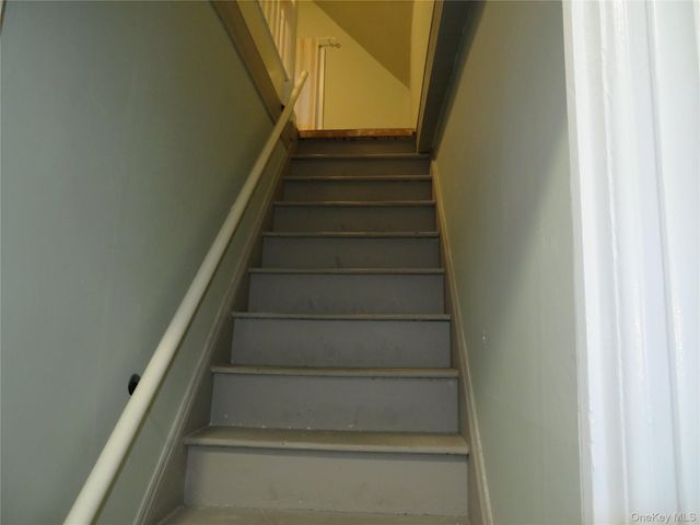 3 S Magnolia Street, Pearl River, NY 10965