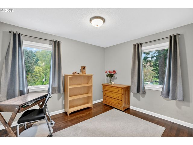 20951 Se BOHNA PARK Rd, Damascus, OR 97089