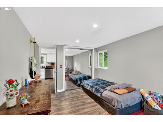 20951 Se BOHNA PARK Rd, Damascus, OR 97089