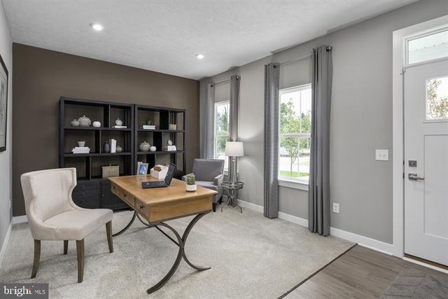 3412 FOX POINTE LN, York, PA 17404