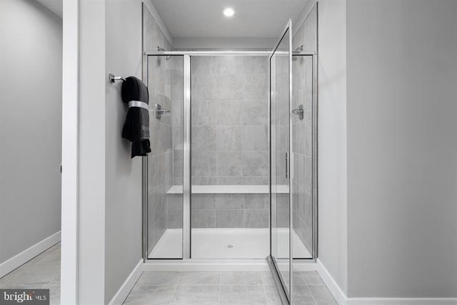 3412 FOX POINTE LN, York, PA 17404