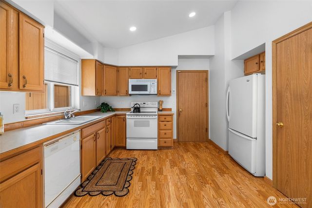 6036 Stanwick Lane SE, Olympia, WA 98513