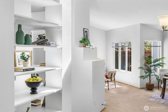 6036 Stanwick Lane SE, Olympia, WA 98513