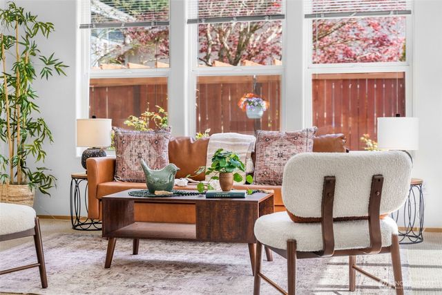 6036 Stanwick Lane SE, Olympia, WA 98513