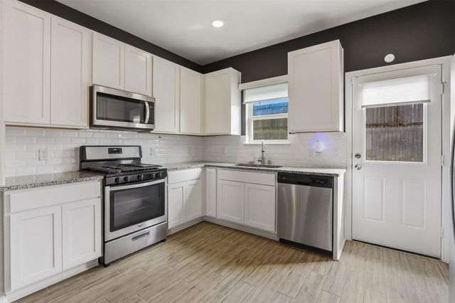 25722 Hickory Pecan Trail, Tomball, TX 77375