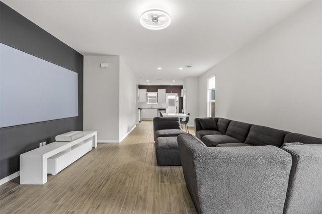 25722 Hickory Pecan Trail, Tomball, TX 77375