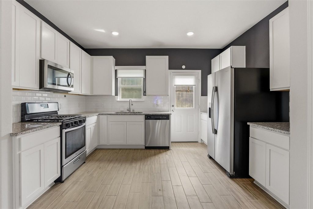 25722 Hickory Pecan Trail, Tomball, TX 77375