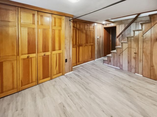 312 Linden St, Wellesley, MA 02481