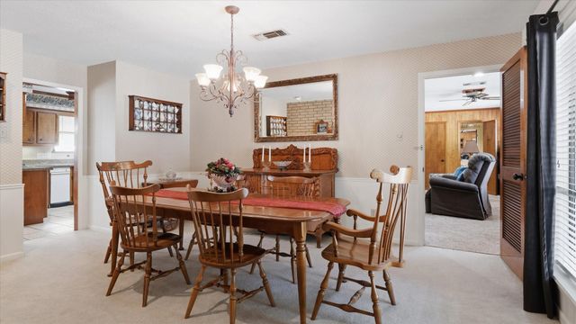 120 Hickory Street, Huntsville, TX 77320