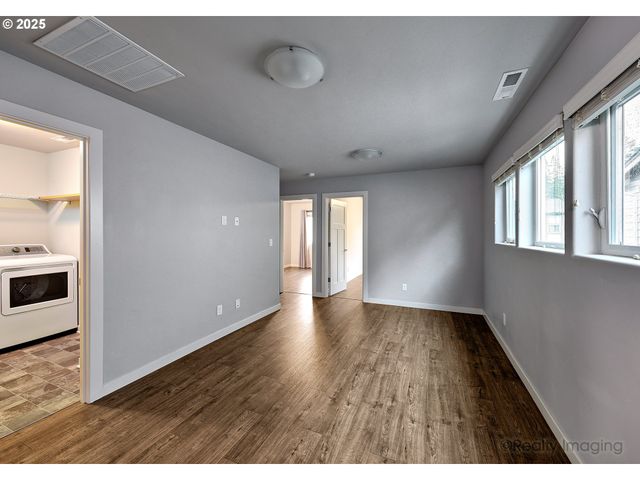 3732 Se CENTIFOLIA Ave, Hillsboro, OR 97123