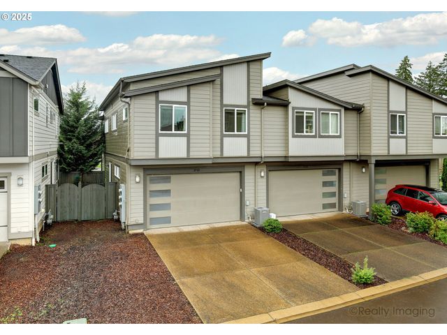 3732 Se CENTIFOLIA Ave, Hillsboro, OR 97123