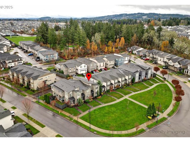 3732 Se CENTIFOLIA Ave, Hillsboro, OR 97123