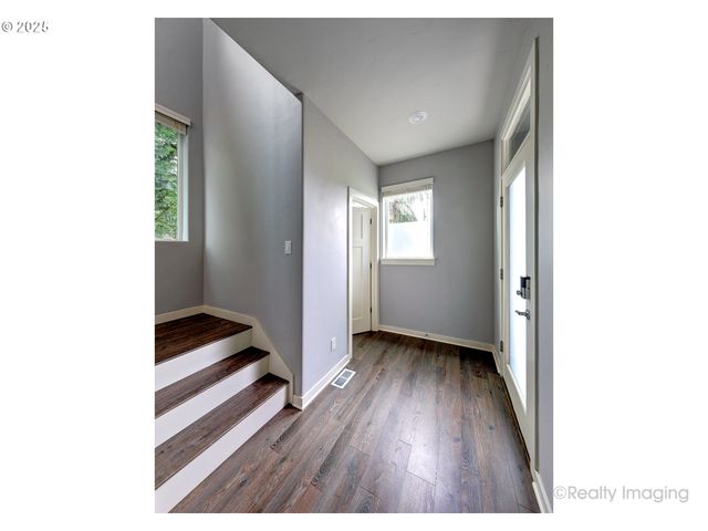 3732 Se CENTIFOLIA Ave, Hillsboro, OR 97123