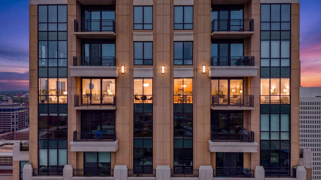 100 3rd Avenue S 3302, Minneapolis, MN 55401 — exterior