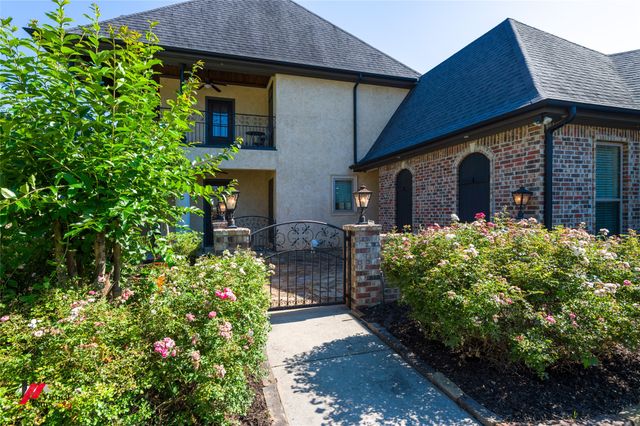 207 Joe Mac Drive, Stonewall, LA 71078