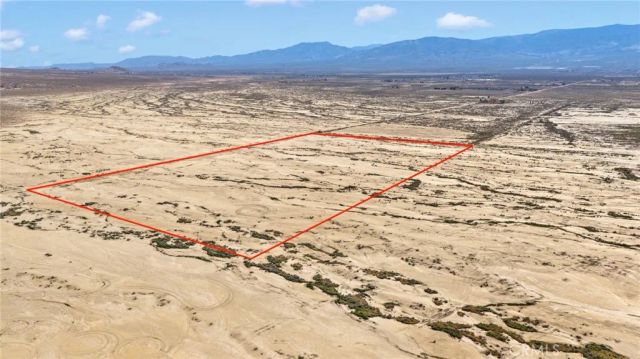 0 Fairlane Rd, Lucerne Valley, CA 92356