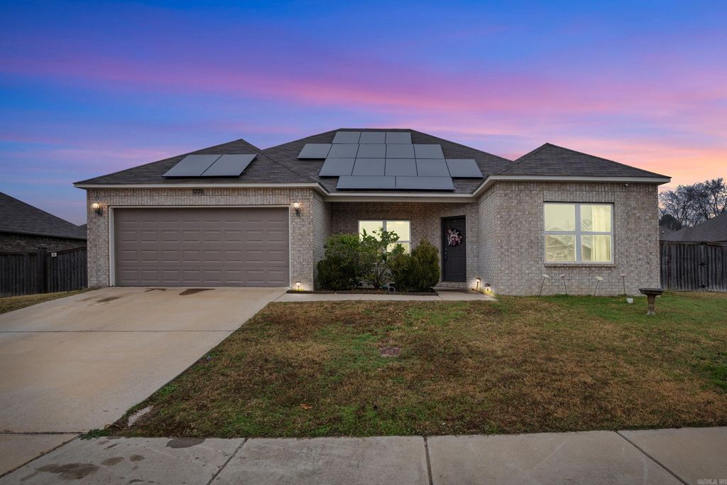 1220 Bulldog Drive, Conway, AR 72032